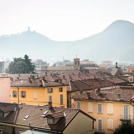 Chic And Freak Atelier *