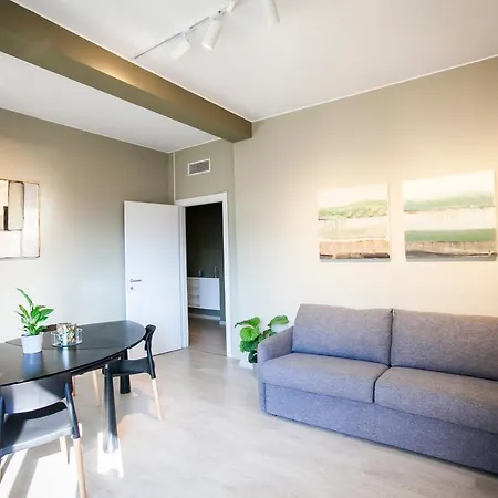 Chic And Freak Atelier *