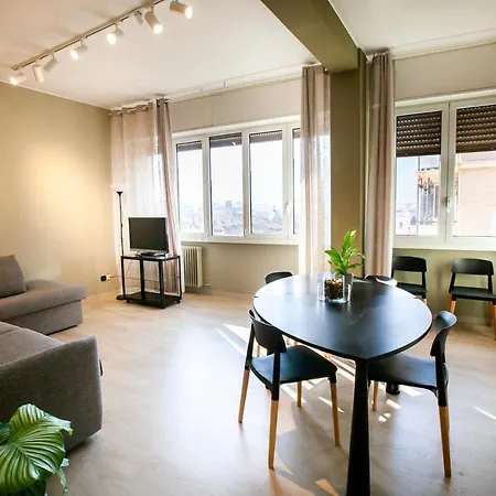 דירה Chic And Freak Atelier קומו