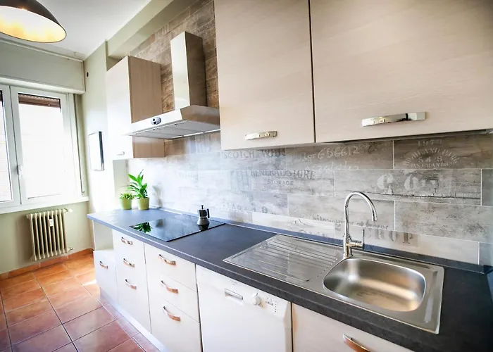 Chic And Freak Atelier 코모