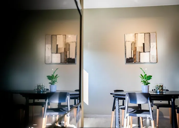 Chic And Freak Atelier Apartment *