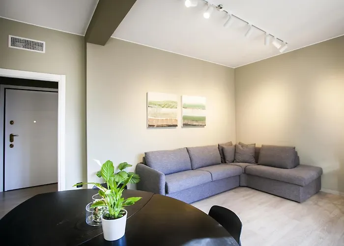 Chic And Freak Atelier Apartment